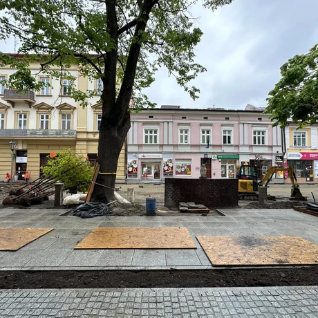 Przebudowa ul. Grunwaldzkiej [kwiecień 2024] - fot 17